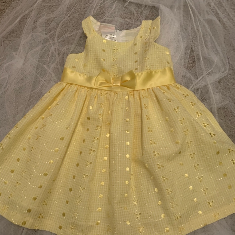 Yellow kids dress